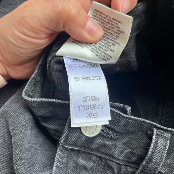 AGOLDE parker shorts size 27 black distressed - Picture 3 of 7